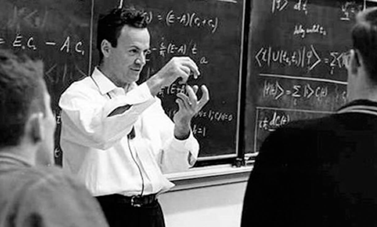 Richard Feynman teaching some of his mental models to physics students.